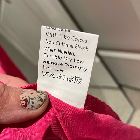 Rand new hot pinkk dress - Picture 3 of 3